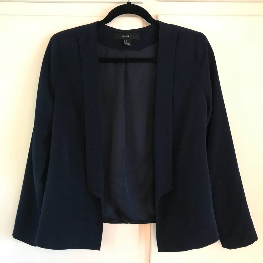 ❌SOLD❌Forever 21 navy blue blazer small